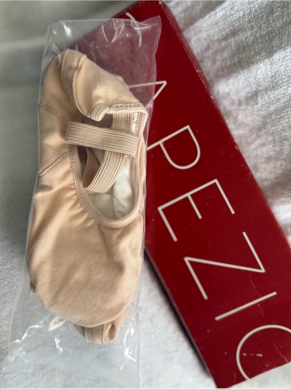 Capezio Girls' Ballet Slip-On Shoe Hanami (tan) 2037W